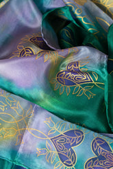 Seidentuch handbemalt | Seidenschal | Damen | Grün-Lila | Elegant & Luxuriös | 100% Seide | 1600x500 | Einzigartiges Designerschal